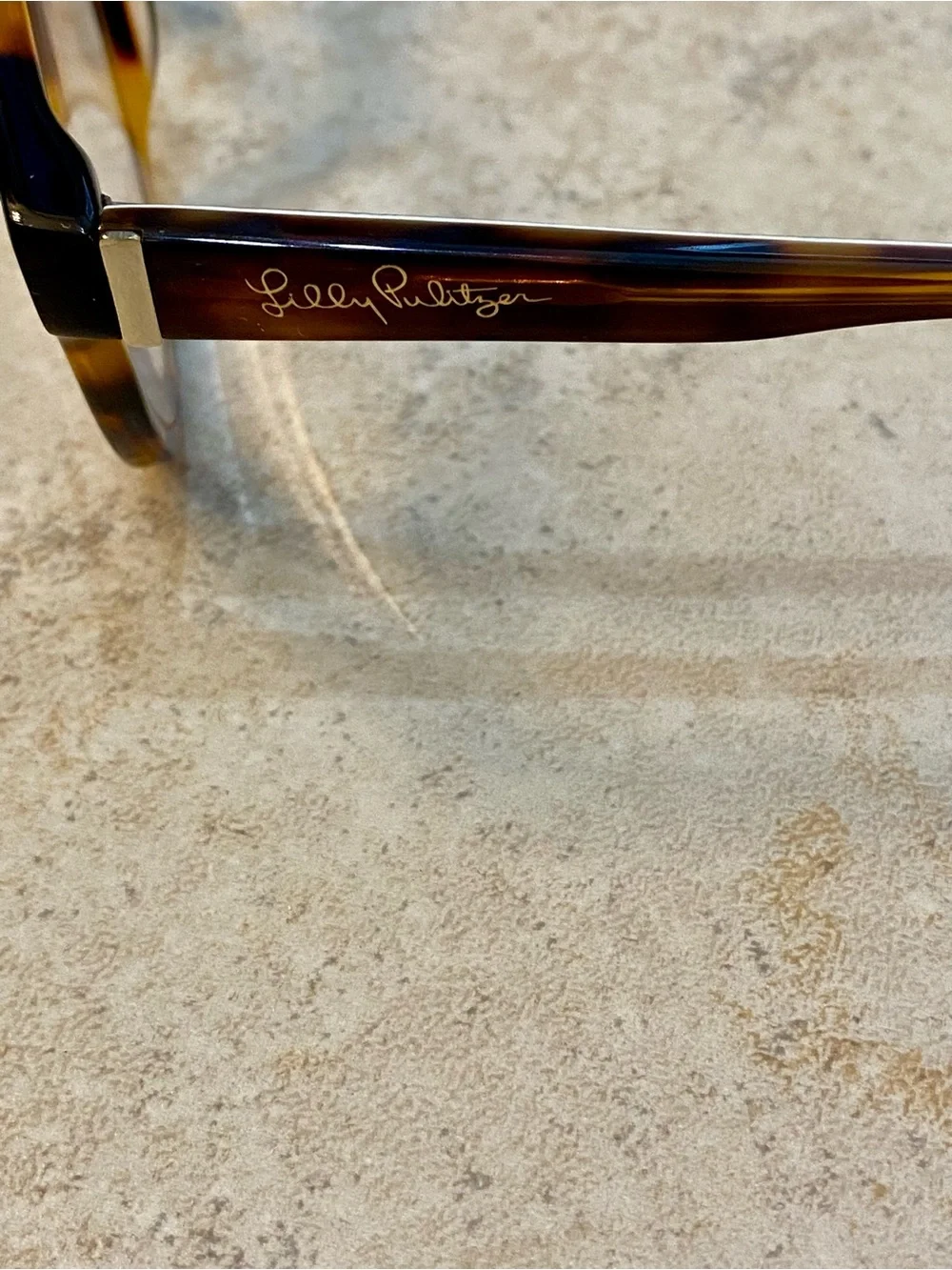 Lilly Pulitzer Sandbar Reading Glasses 2.50 Reader Dark Tortoise